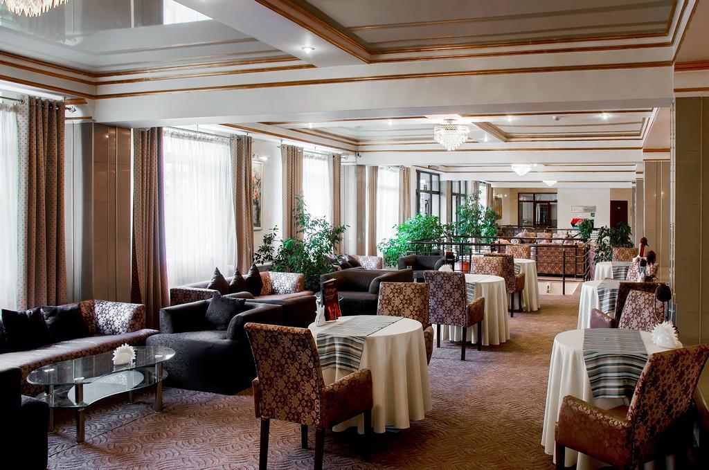 Astana International Hotel Almaty Ngoại thất bức ảnh