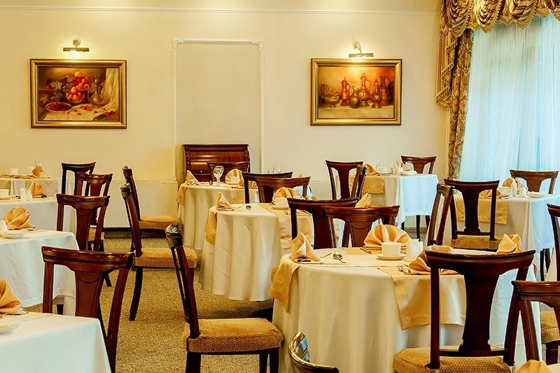 Astana International Hotel Almaty Ngoại thất bức ảnh