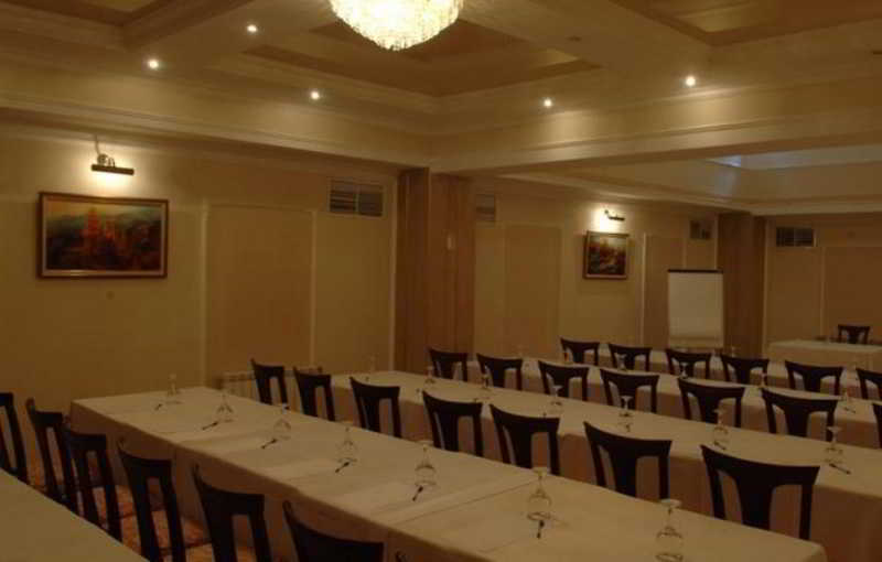 Astana International Hotel Almaty Ngoại thất bức ảnh