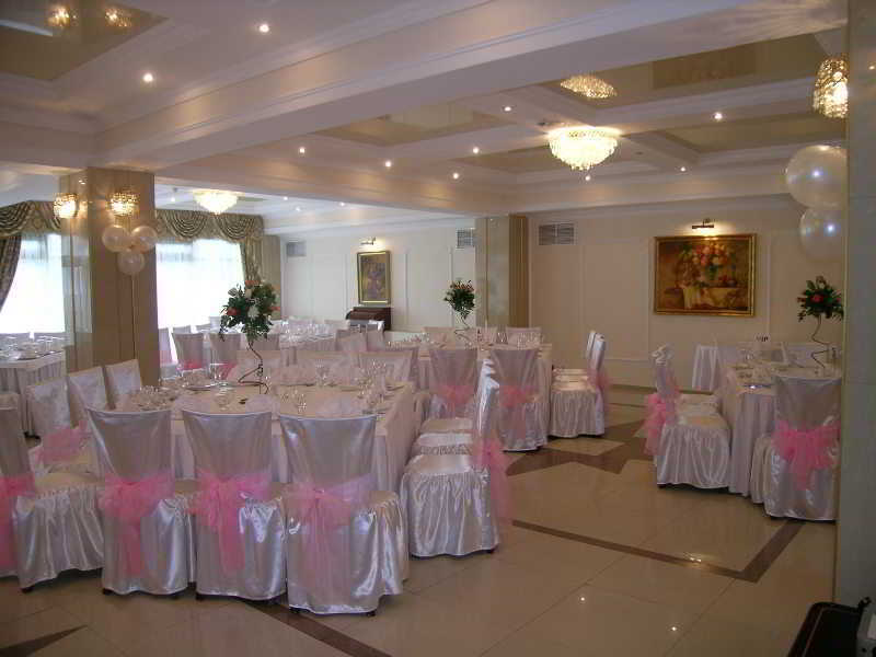 Astana International Hotel Almaty Ngoại thất bức ảnh